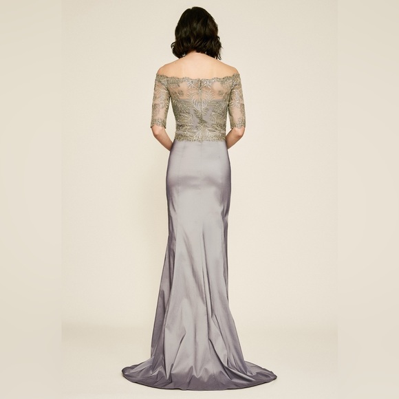 Tadashi Shoji Elbow SLV Gown W/Corded Lace Bodice & Taffeta Skirt Size 12P NEW - Picture 7 of 7